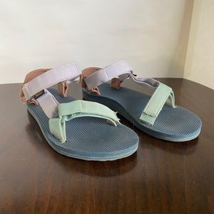 Teva Water Active Womens size 8 Sandals